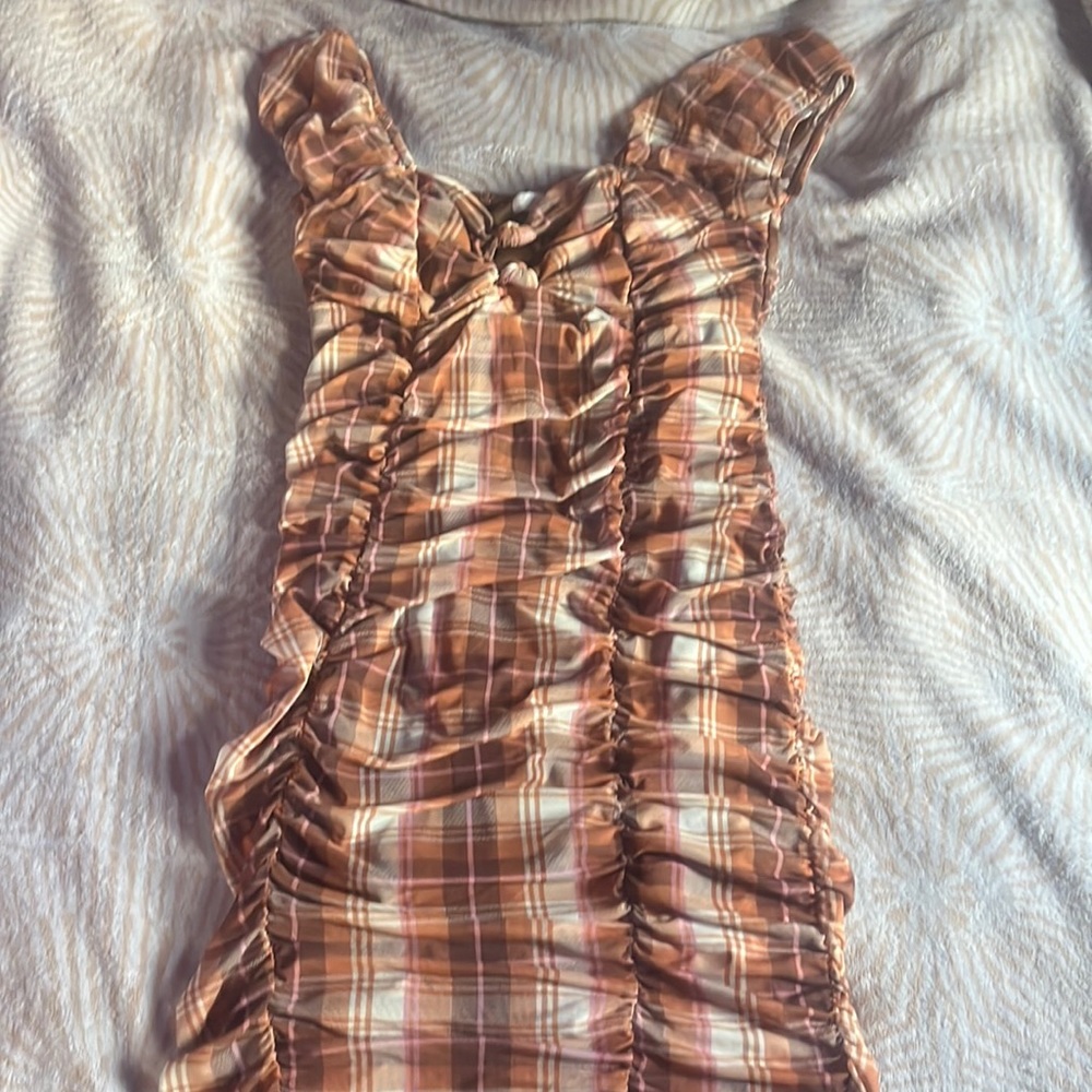 Plaided, pink/orange & cream body-con dress